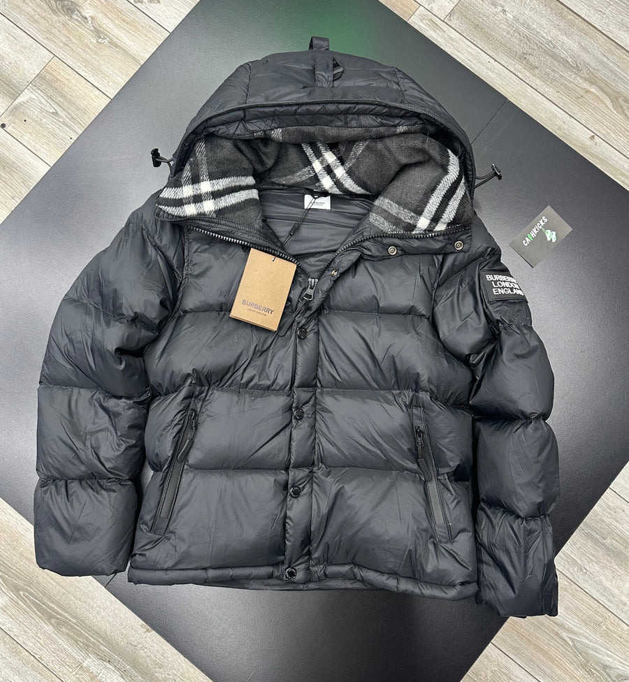 BURBERRY PUFFER DETACHABLE